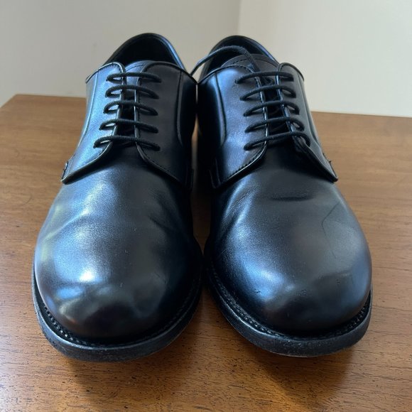 Prada Men\'s Black Leather Shoes. main image 8